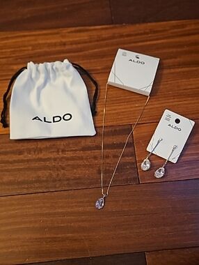 Bundle Set!! Aldo Silver Teardrop Crystal Necklace and Drop Earrings Set